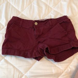 Aeropostale kaki shorts in maroon color